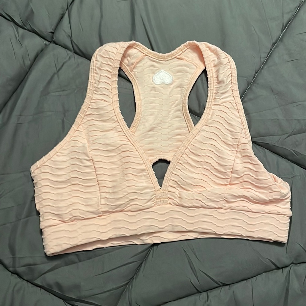 NEW. Woman’s sports bra